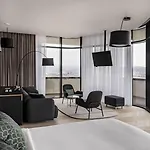 Courtyard By Marriott 4*