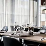 Courtyard By Marriott Hotel