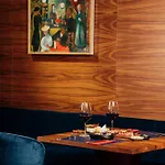 Courtyard By Marriott