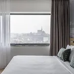 Courtyard By Marriott
