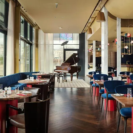 Courtyard By Marriott Hotel 4*