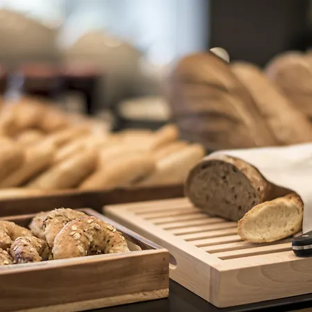 Courtyard By Marriott Hotel Brno