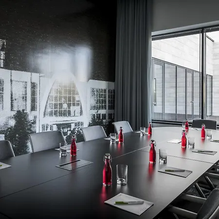 Szálloda Courtyard By Marriott 4*